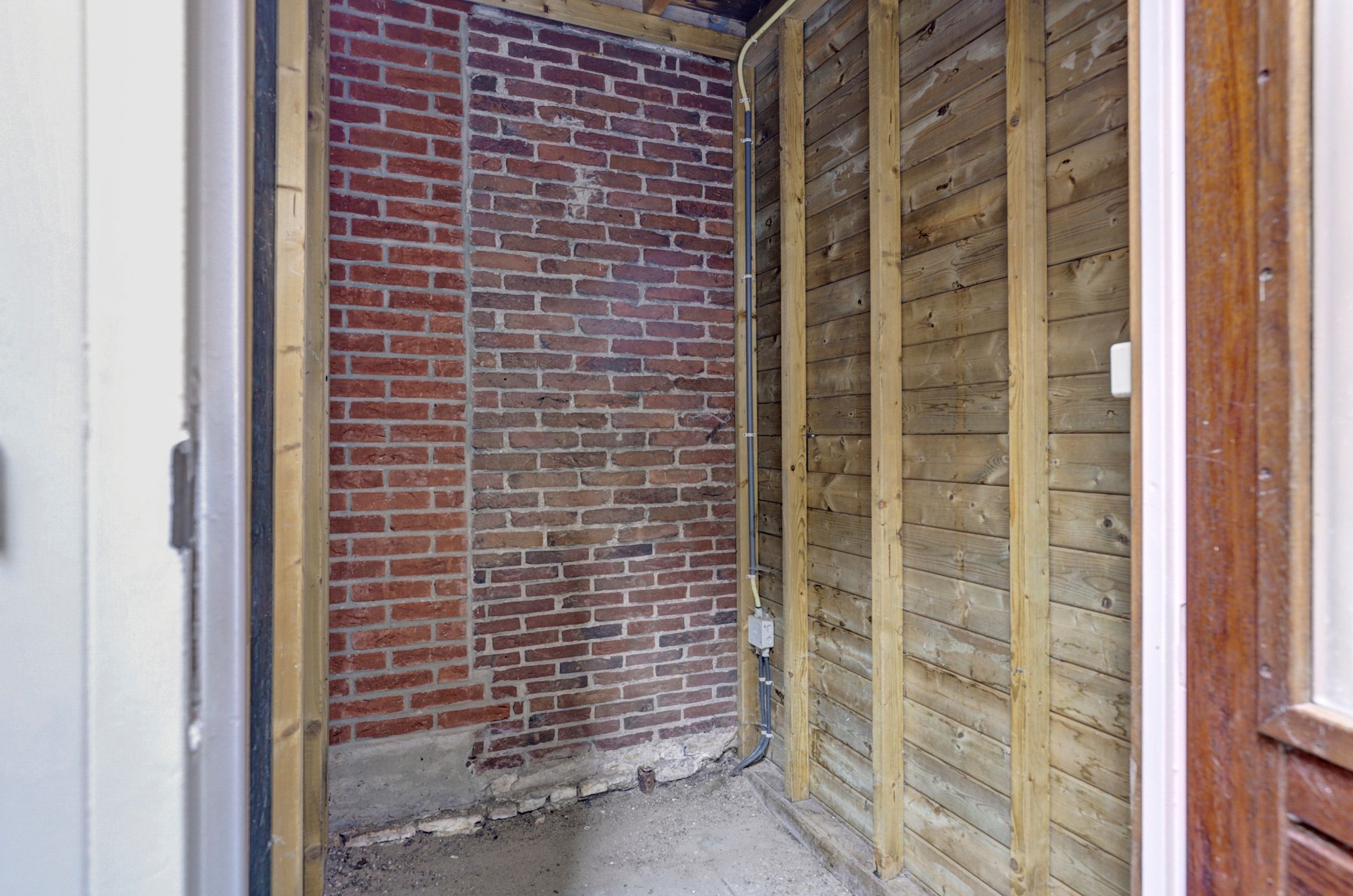 Photo 30 of Zuiderkerksteeg 12-B