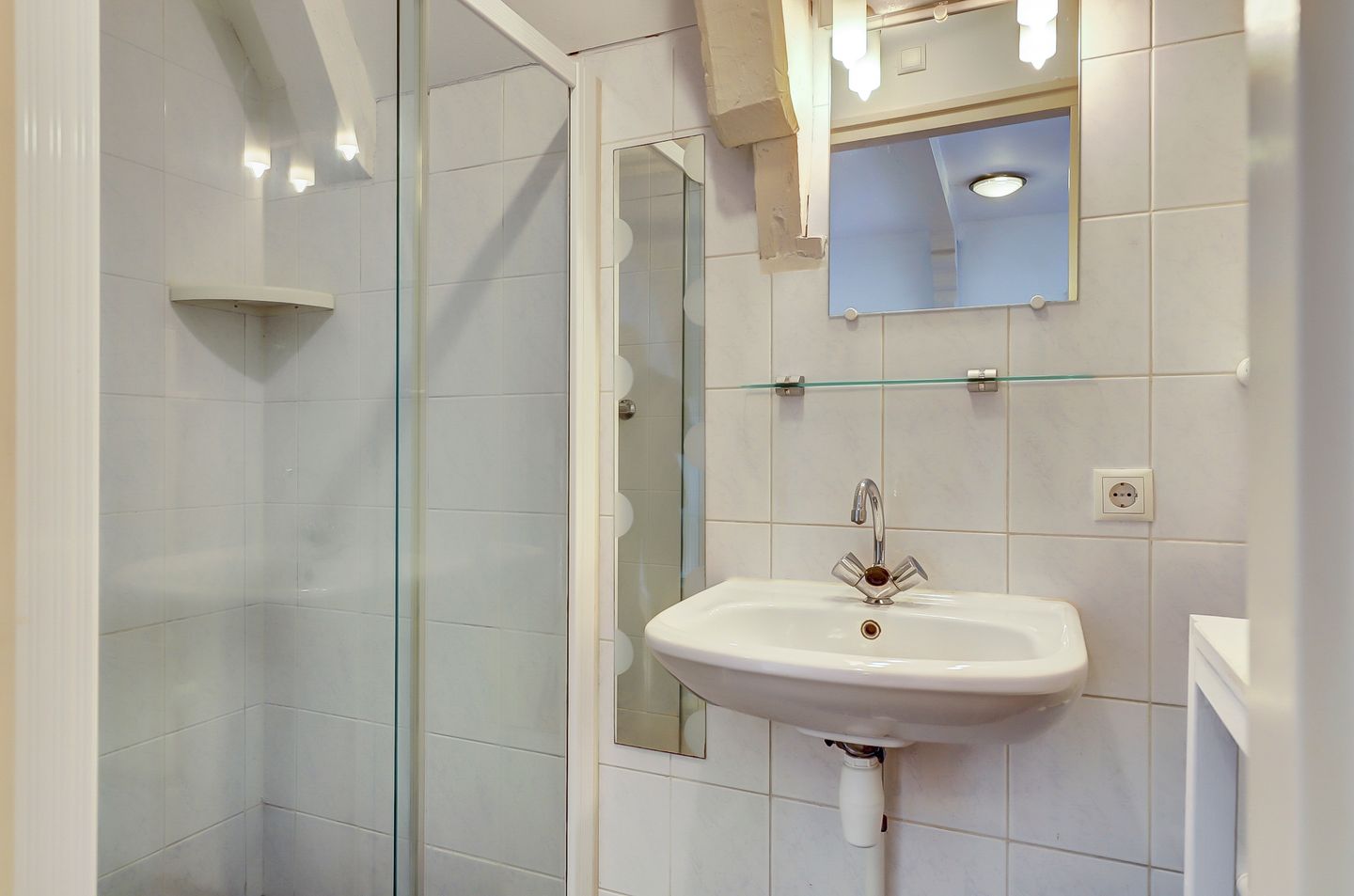 Photo 20 of Zuiderkerksteeg 12-B