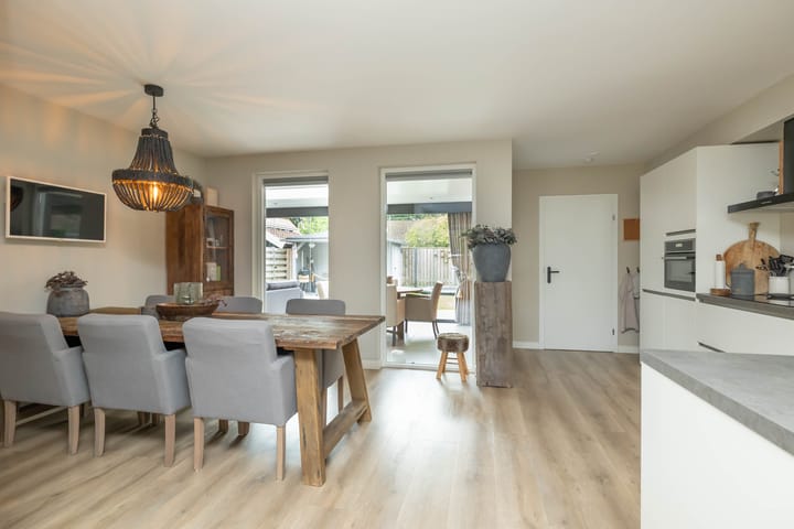 Foto 18 van Wetsteen 17