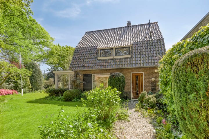 Photo 37 of Duinweg 19