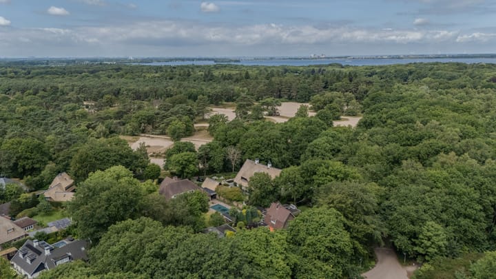 Photo 43 of Duinweg 19