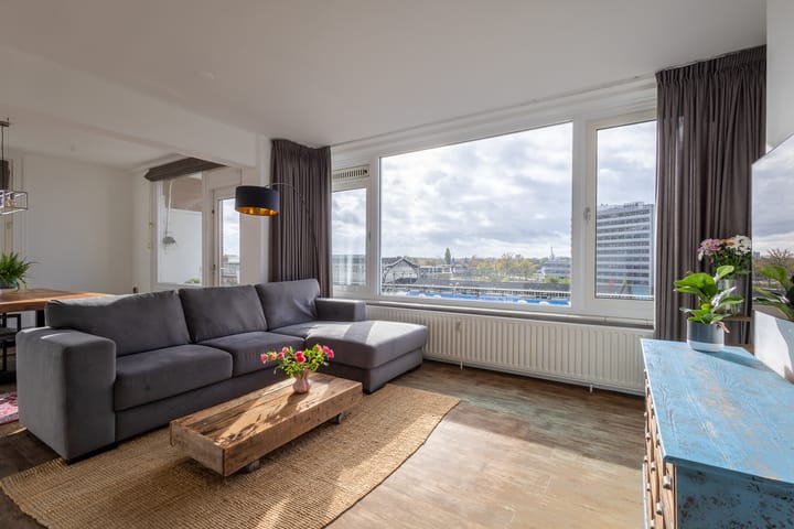 Foto 2 van Stationsplein 38