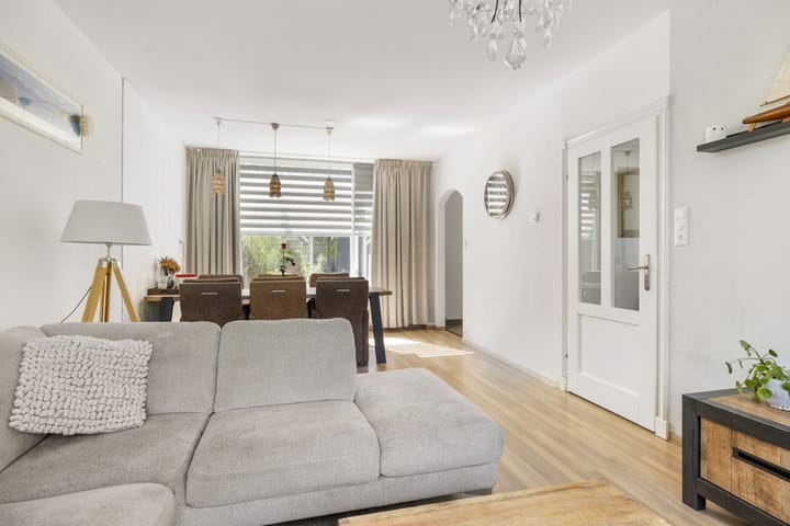 Photo 6 of Wilhelminastraat 103