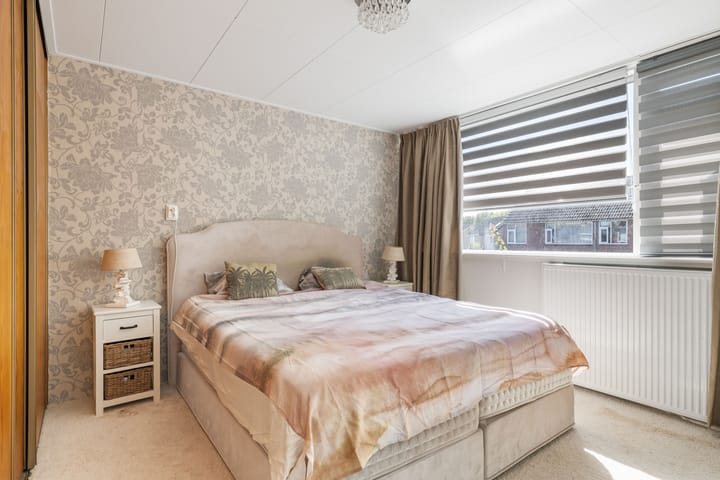 Photo 16 of Wilhelminastraat 103