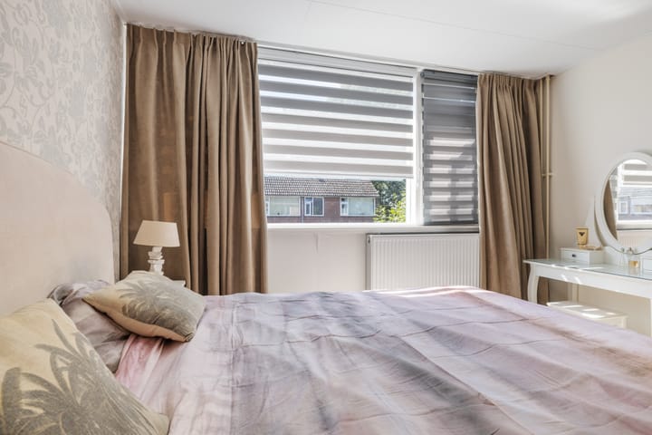 Photo 17 of Wilhelminastraat 103