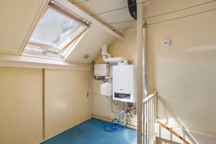 Photo 27 of Wilhelminastraat 103