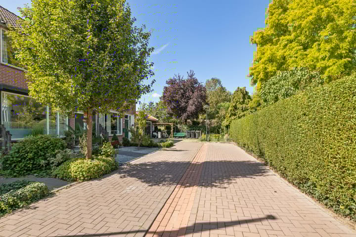 Photo 41 of Wilhelminastraat 103