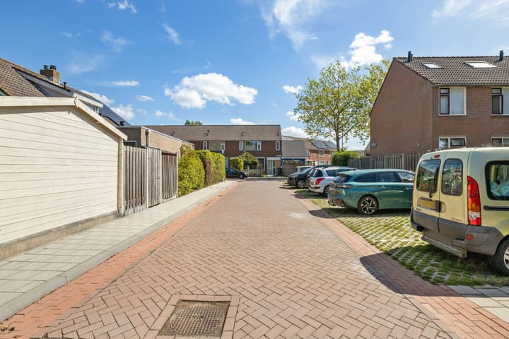 Photo 42 of Wilhelminastraat 103