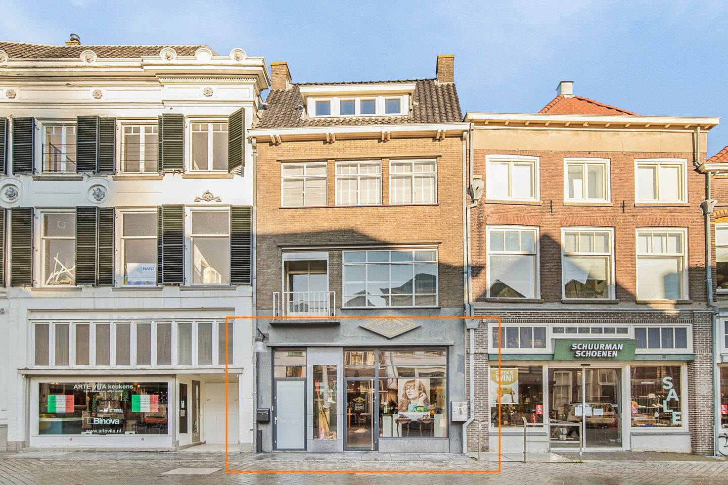 Photo 34 of Houtmarkt 65