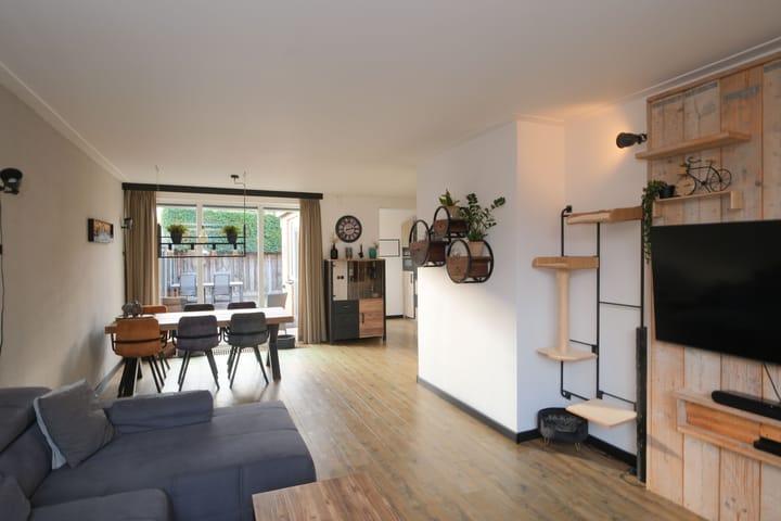 Foto 6 van van Eedenstraat 19