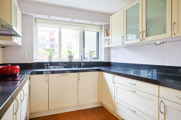 Photo 11 of Beukenhout 20