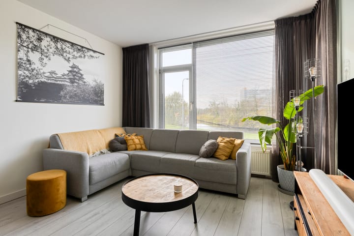 Photo 5 of Schaepmanstraat 113