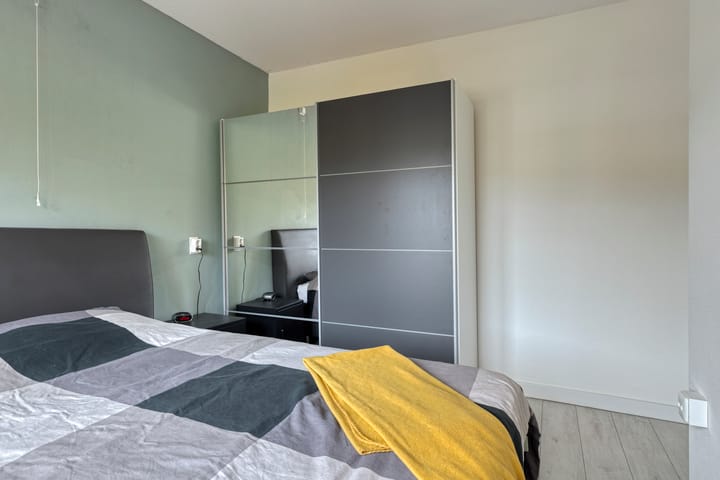 Photo 17 of Schaepmanstraat 113