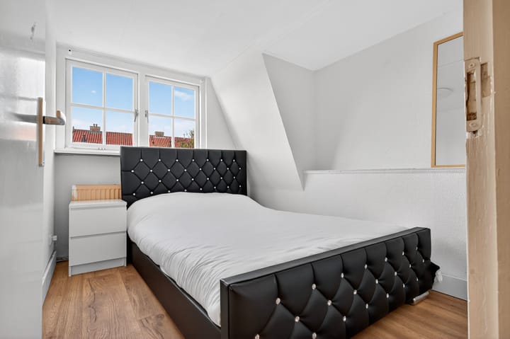 Foto 15 van Ooievaarstraat 86