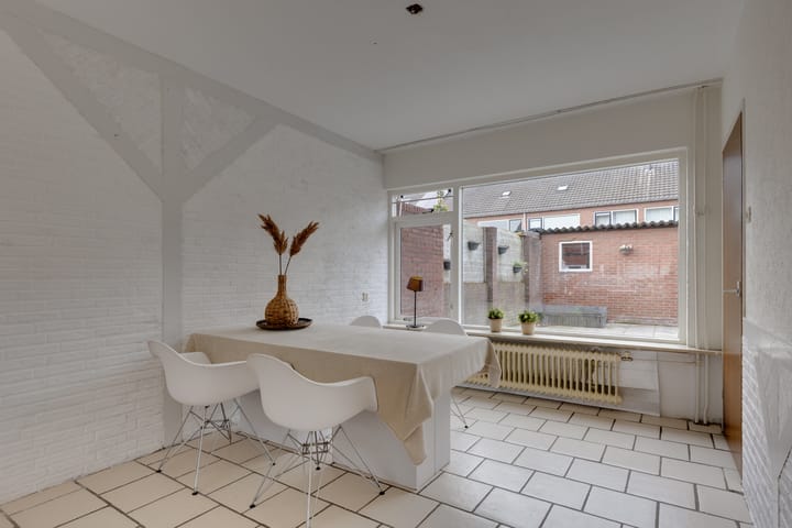 Photo 7 of De Ruijterstraat 5