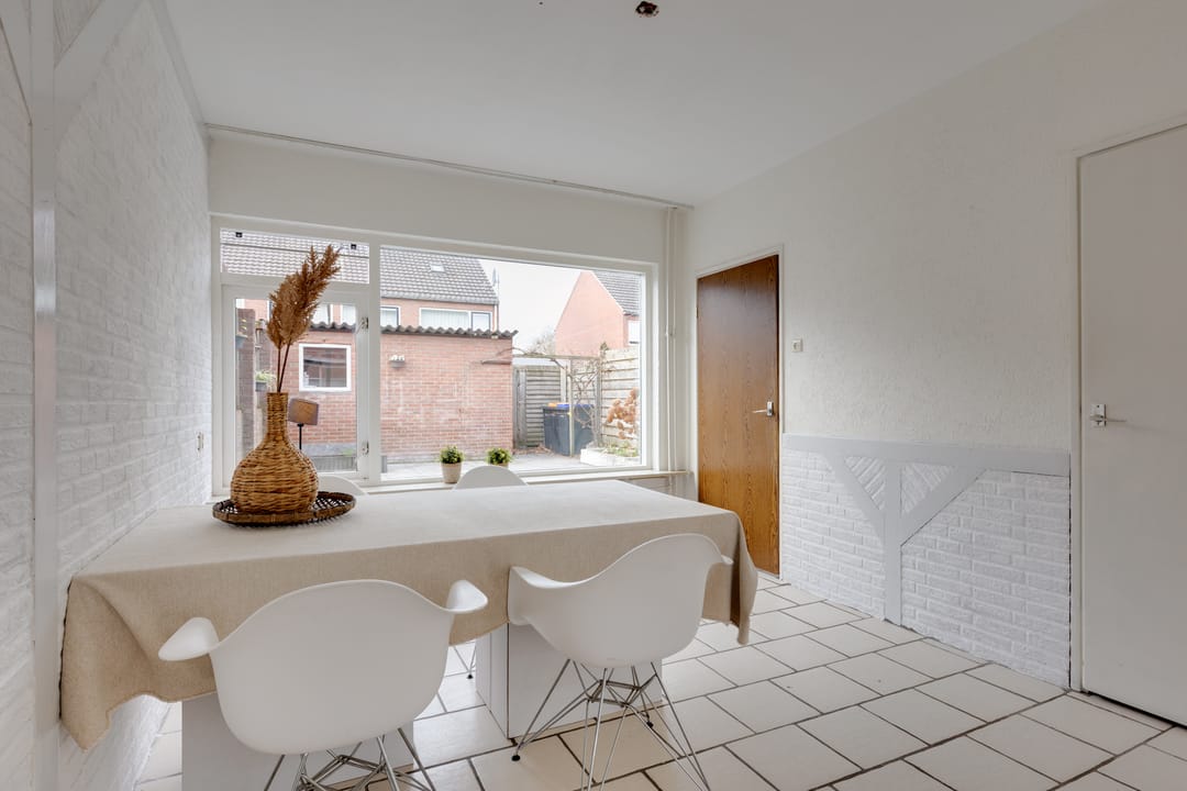 Foto 8 van De Ruijterstraat 5