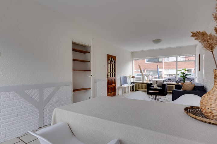 Photo 10 of De Ruijterstraat 5