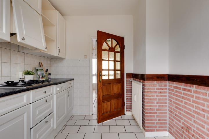 Photo 13 of De Ruijterstraat 5