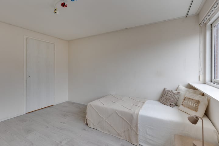 Photo 21 of De Ruijterstraat 5