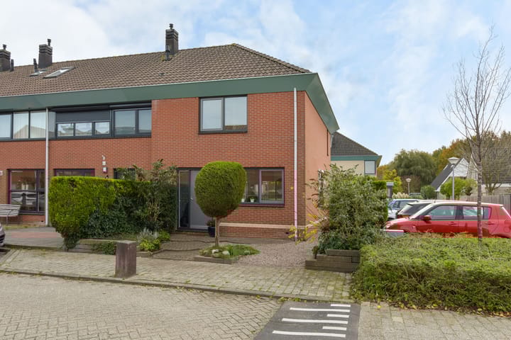 Photo 2 of Bertus Aafjeshof 87