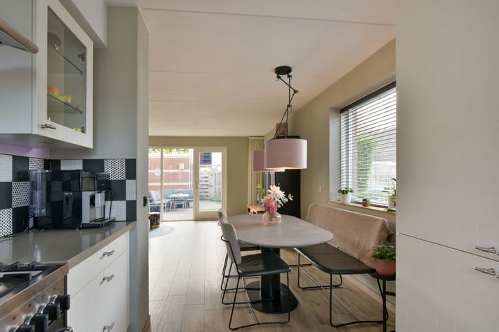 Photo 6 of Bertus Aafjeshof 87