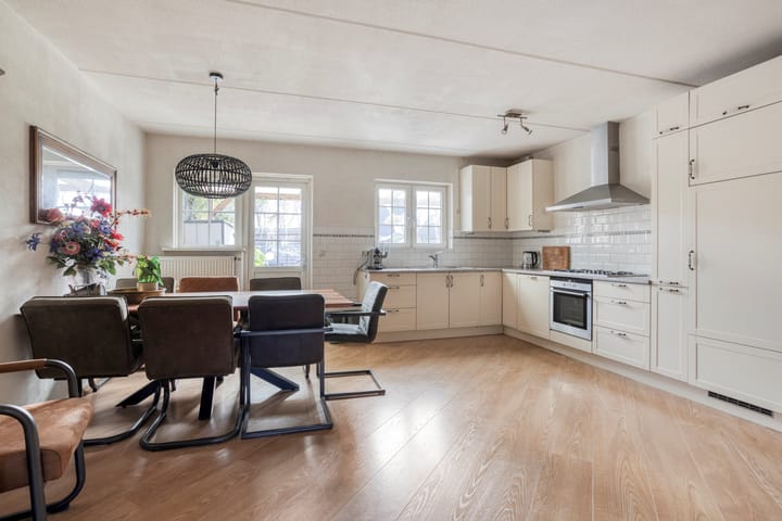 Photo 5 of Schoolstraat 25