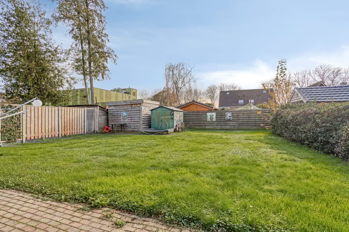 Photo 24 of Schoolstraat 25