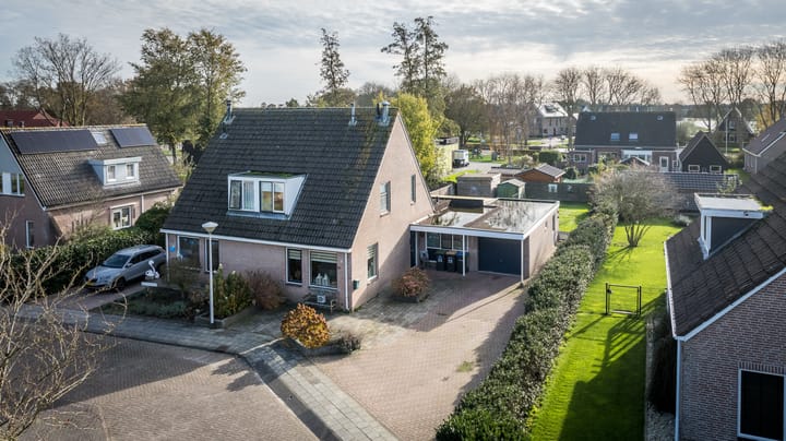 Photo 27 of Schoolstraat 25