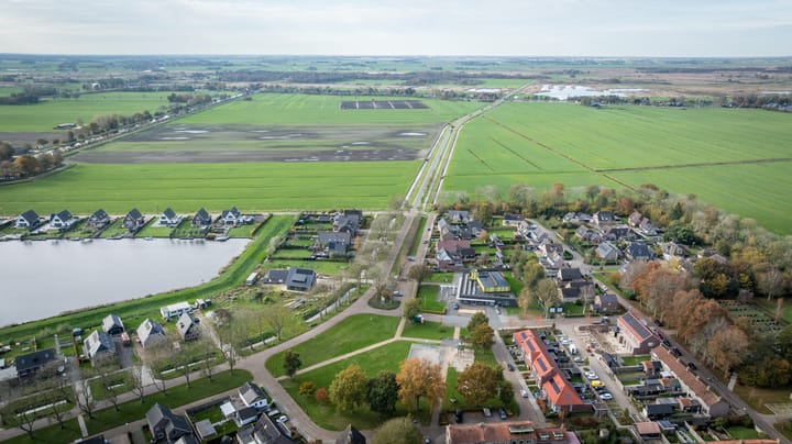 Photo 40 of Schoolstraat 25