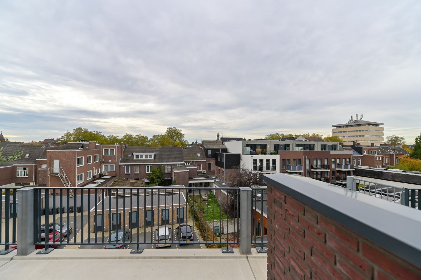 Foto 25 van Ernst Casimirstraat 94