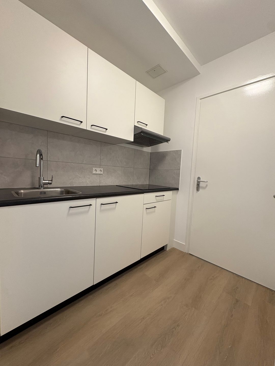 Photo 17 of Amsterdamsestraatweg 574