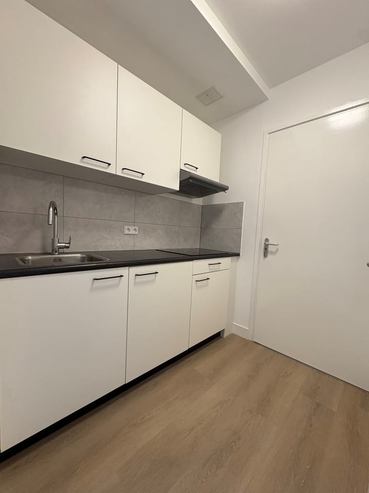 Photo 17 of Amsterdamsestraatweg 574