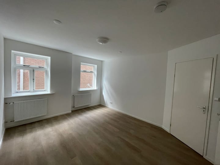 Photo 18 of Amsterdamsestraatweg 574