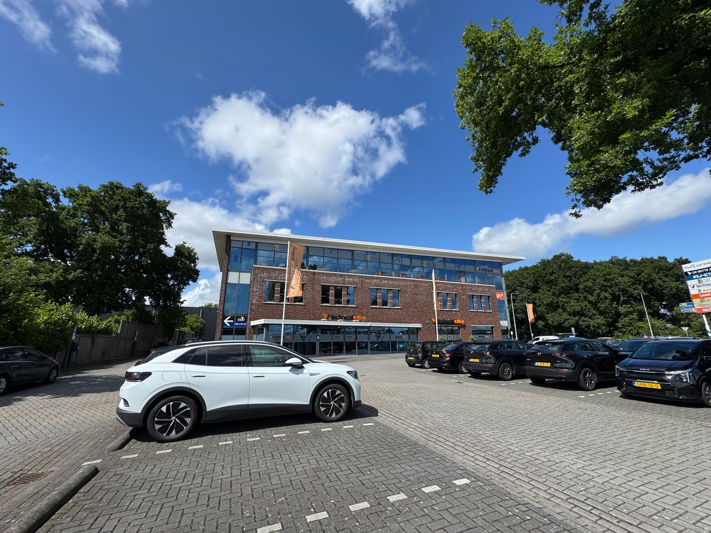 View photo 5 of Harderwijkerweg 145