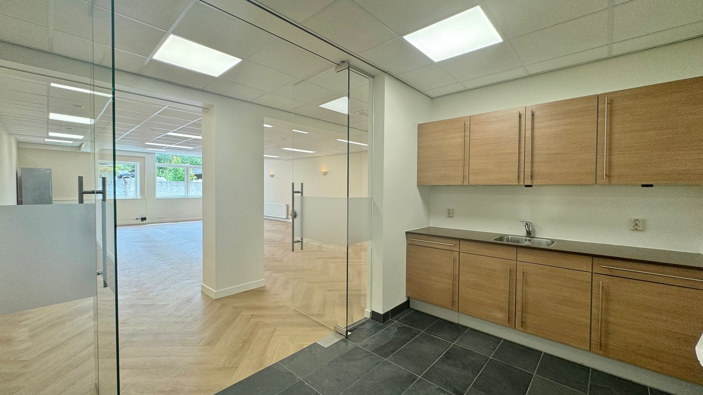 Bekijk foto 3 van Paulus Potterstraat 28