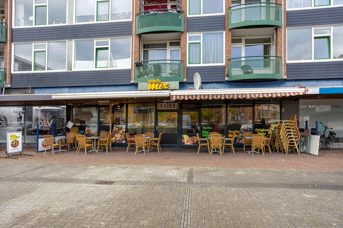 Bekijk foto 1 van Deltaplein 9