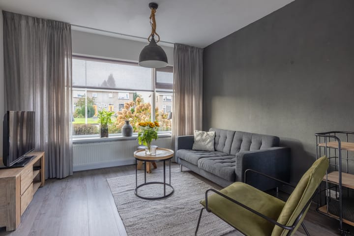 Photo 8 of Burmaniastraat 39