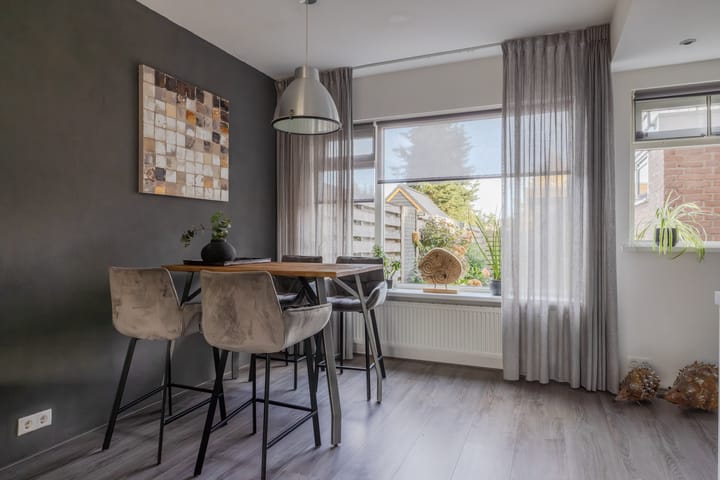 Photo 10 of Burmaniastraat 39