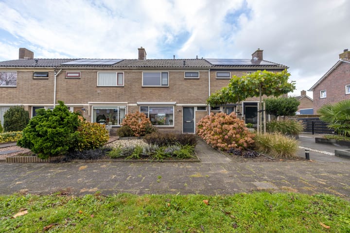 Photo 36 of Burmaniastraat 39