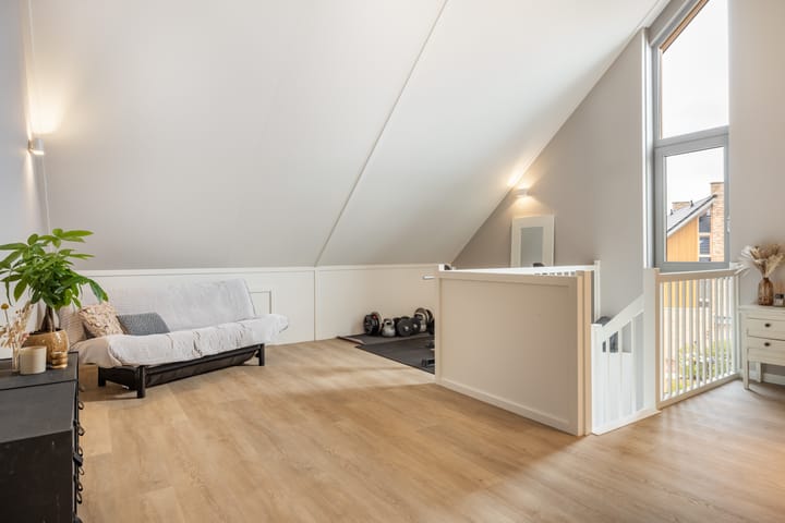 Foto 46 van Elf Morgen 4