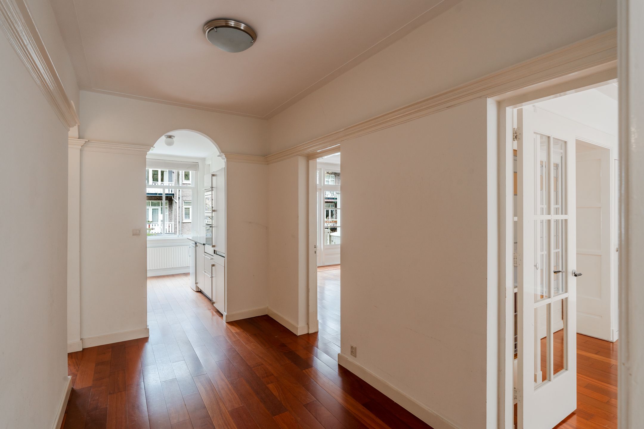 Photo 3 of Milletstraat 24-1