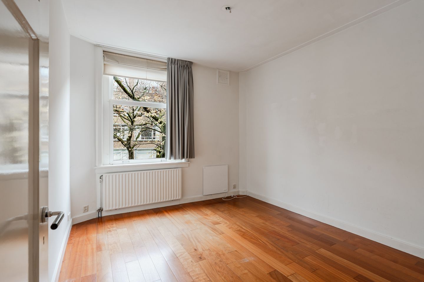 Photo 25 of Milletstraat 24-1