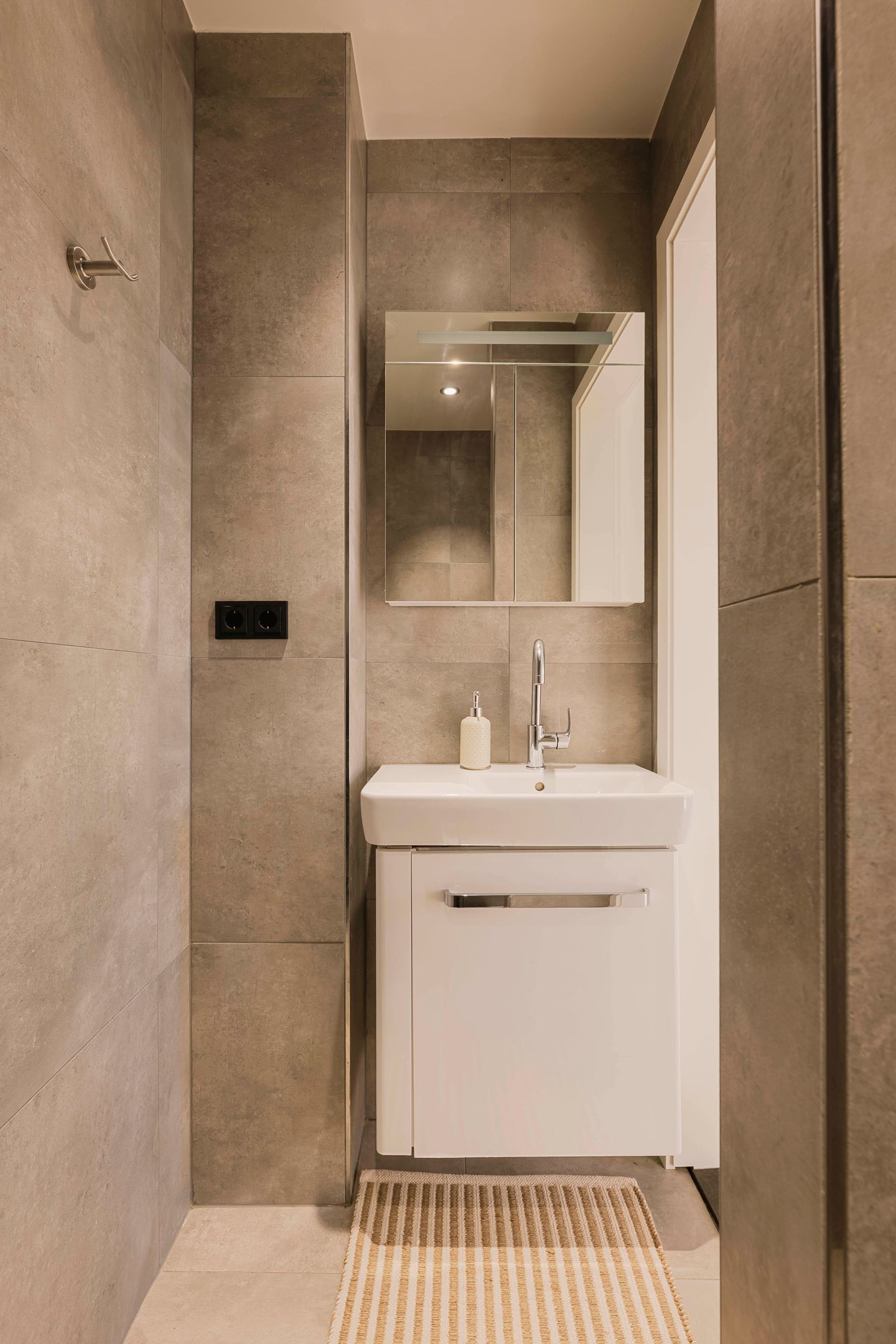 Photo 19 of Ferry Ploegerstraat 1-B