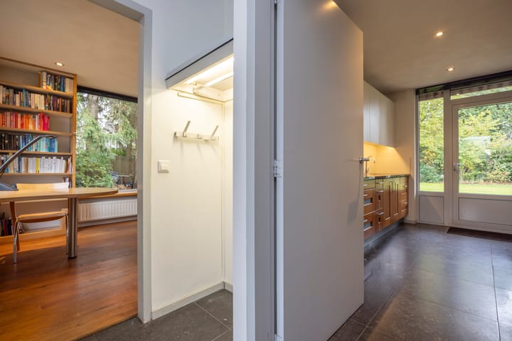 Foto 19 van van Rijckevorsellaan 8