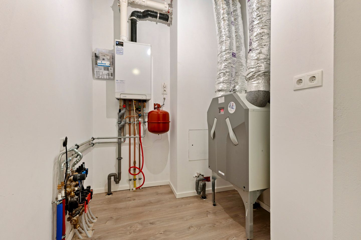 Foto 25 van Emmaplein 49