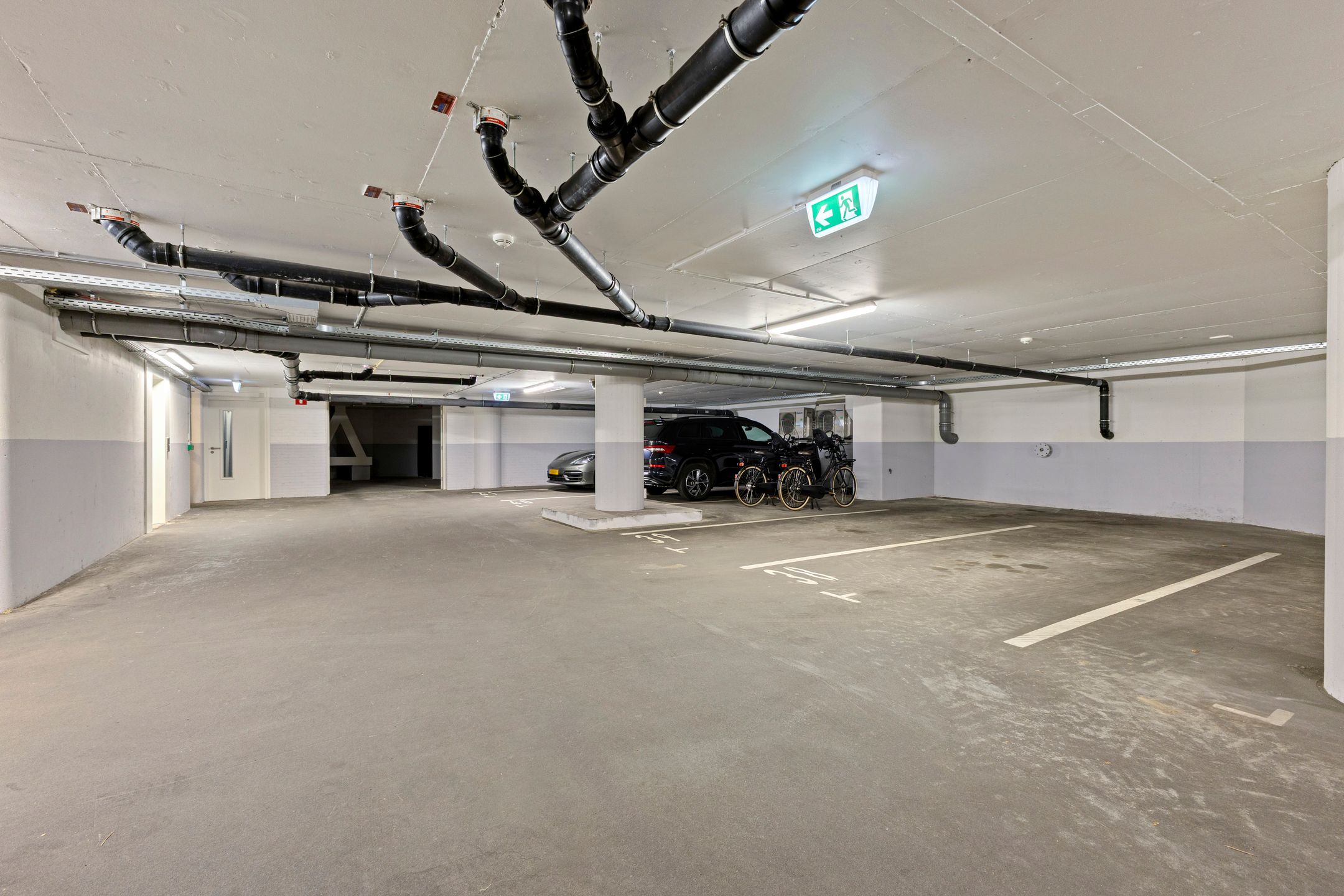 Foto 27 van Emmaplein 49