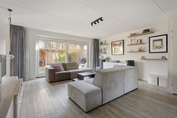 Foto 2 van Van den Oosterkamperf 1