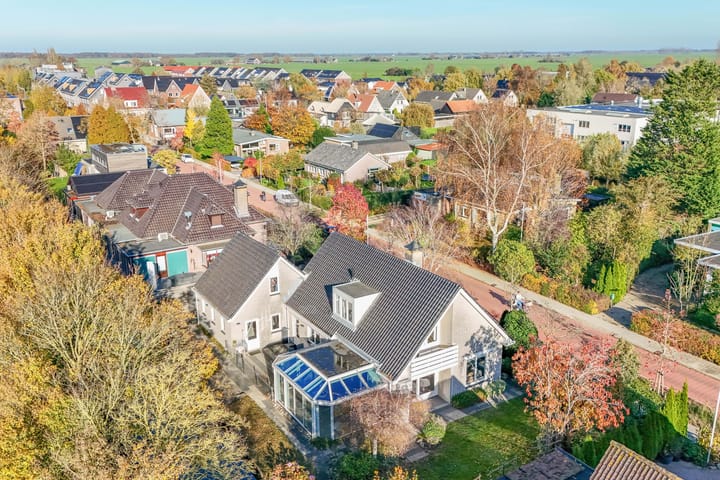 Photo 5 of Wilhelminastraat 77