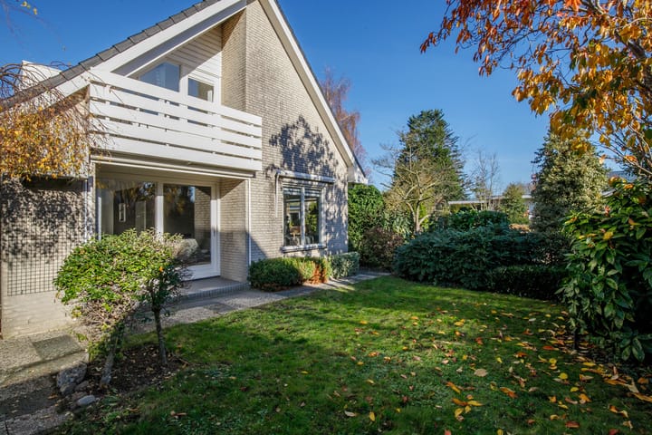 Photo 43 of Wilhelminastraat 77