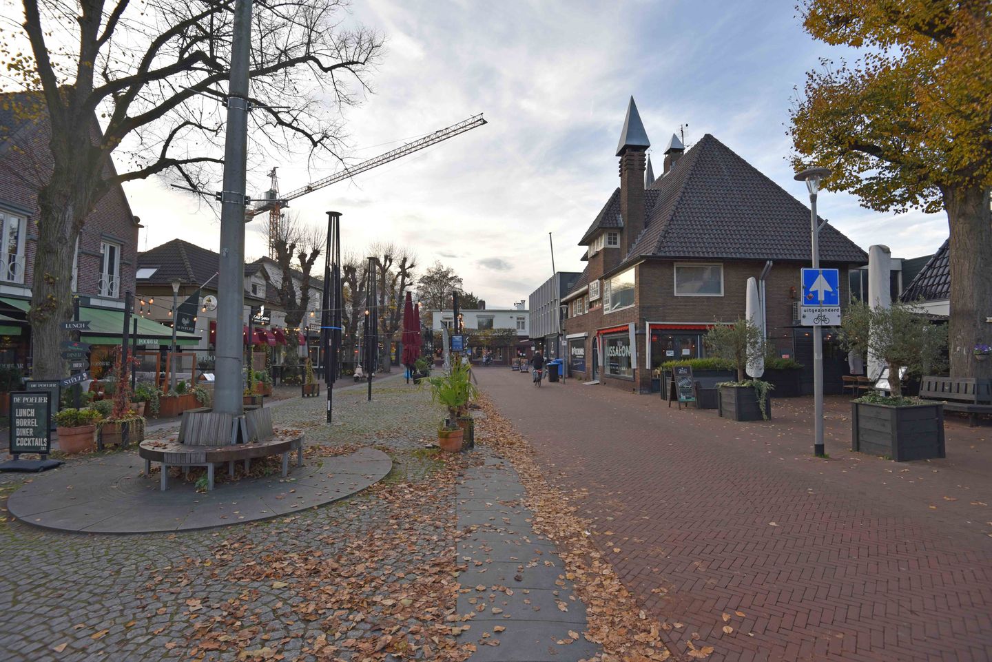 View photo 3 of Markt 17